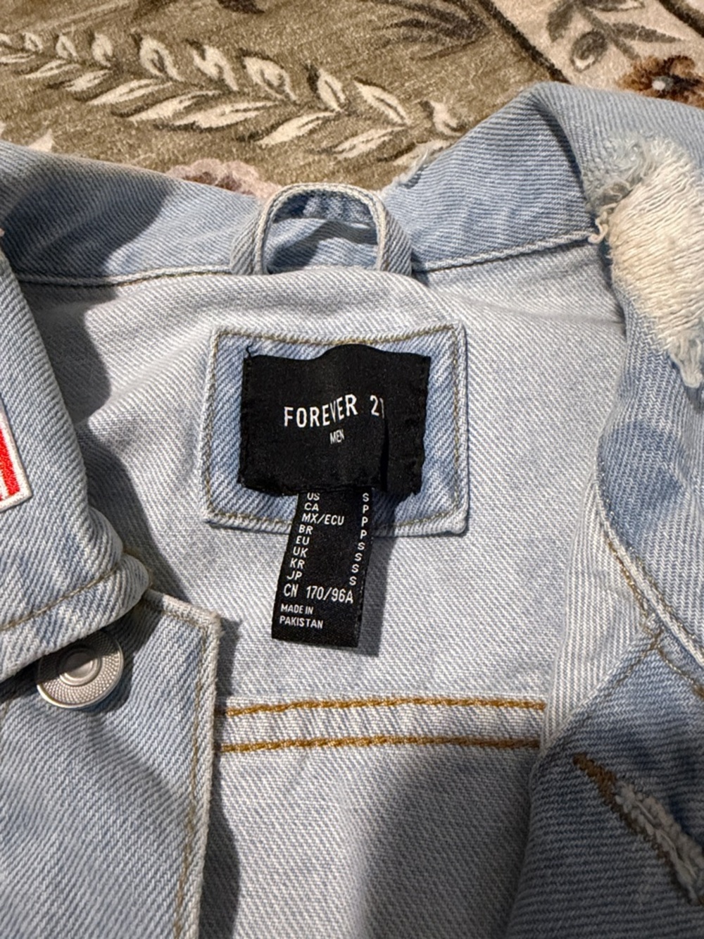 Forever 21 Light Blue Denim Jacket with Sporty & Graphic Patches - Picture 4 of 7
